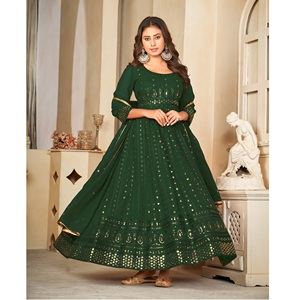 Costume Anarkali de luxe pour femmes, vert, manches 3/4, en Santoon, semi-couture, extensible, séchage rapide, pour fêtes et mariages - Product Image 1