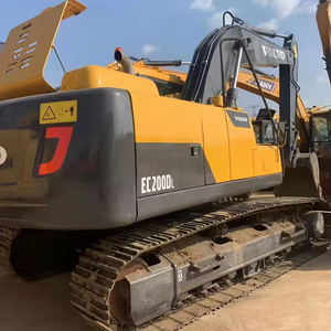 Excavatrice puissante Volvo Ec 200d, performances hydrauliques fiables pour la construction, l'exploitation minière, l'agriculture et l'industrie - Product Image 2