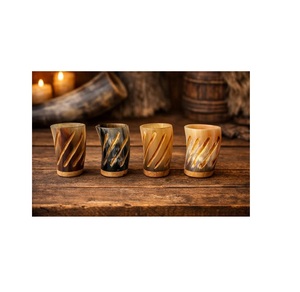 Verre à shot exotique en corne de buffle, fait main, récipient à boisson naturel, vaisselle de bar rustique, accessoire de service de boisson traditionnel pour Col - Product Image 3