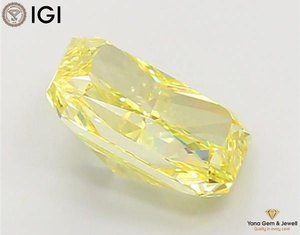 Diamant de laboratoire cultivé CVD de 4,51 carats, couleur jaune vif fantaisie, clarté VS1, taille radiant, parfait pour un chef-d'œuvre, avec certificat IGI - Product Image 5