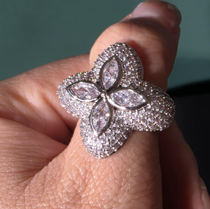 Bague Trèfle à Quatre Feuilles en Zircon Vert, Bande Fleurie Marquise, Bijou en Cuivre pour Mariage et Cadeau de Fête - Product Image 3