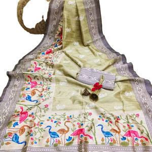 Saree de trabajo con estampado de seda suave Tussar de último diseñador de Fab Zone - Product Image 1