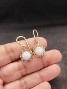 Boucles d'oreilles en laiton avec pierre de lune naturelle |   Boucles d'oreilles pendantes en pierres précieuses faites à la main - Product Image 5