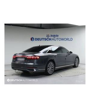 Audi A8 55 TFSI quattro Premium LWB 2022, 65,303 km, Volante a la Izquierda, Caja de Cambios Automática, Asientos de Cuero, Cámara Trasera - Product Image 2