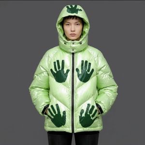 Veste doudoune matelassée coupe courte vintage en tissu épais, coupe-vent, à capuche, à changement de couleur, avec impression d'encre thermochromique personnalisée, style streetwear, pour l'hiver - Product Image 1
