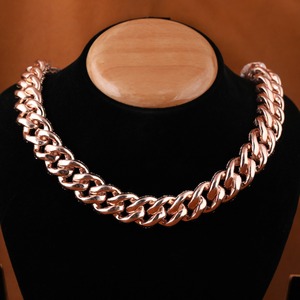 Chaîne cubaine en diamant la plus vendue pour hommes, collier à maillons étincelants style hip-hop, bijoux de rue, disponible au meilleur prix - Product Image 3