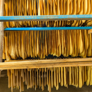 ยางธรรมชาติ NGOC CHAU RUBBER RSS3 จากเวียดนาม สำหรับอุปกรณ์กีฬาและยานยนต์ ราคาส่งออกที่แข่งขันได้ - Product Image 3