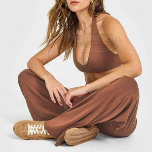 Ensemble de sport 2 pièces pour l'automne : Soutien-gorge de sport à col halter et Legging de yoga taille haute élastique, respirant, effet ventre plat, qualité supérieure - Product Image 4