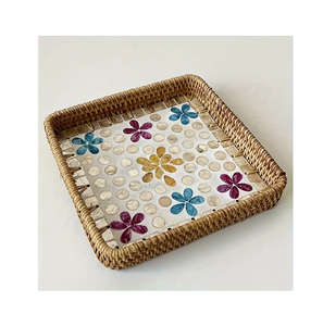 Plateau de service en nacre et rotin au design attrayant, prix de gros, pour le stockage de nourriture et la présentation de collations lors de fêtes - Product Image 2