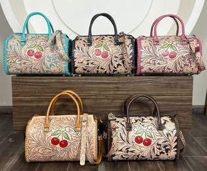 Bolso de Mano de Cuero Vacuno Auténtico Hecho a Mano, Estilo Western, con Detalles en Turquesa, para Uso Diario - Product Image 5