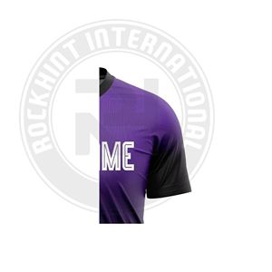 Ensemble de maillot et short de football professionnel en polyester de haute qualité pour les matchs, l'entraînement et les sports - Product Image 4