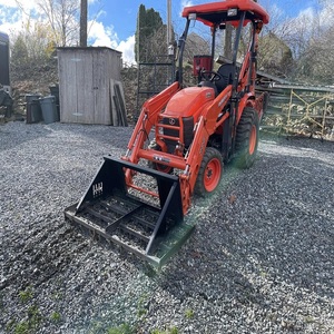 Tracteur Kubota B26 TLB à vendre, tracteur agricole 4x4 avec composants essentiels : pompe, engrenage, boîte de vitesses, roulement. - Product Image 1