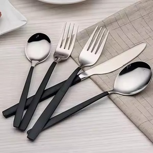 Ensemble de couverts en métal de qualité supérieure pour les mariages, les hôtels et les événements d'entreprise - Product Image 5