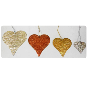 Adornos Colgantes de Corazón Hechos a Mano, Metálicos Texturizados, Ecológicos, en Plata, Cobre y Oro, Guirnaldas Decorativas de Corazones para Bodas y San Valentín - Product Image 4