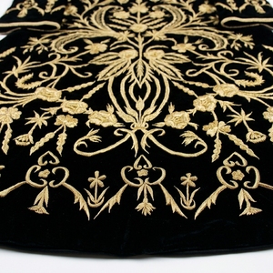 Robe Kaftan en Velours Brodé à la Main Orné de Lourdes Broderies Dorées, Robe de Cérémonie de Luxe Ornée, Style Vintage, Robe de Cour Ottoman, Manteau - Product Image 4