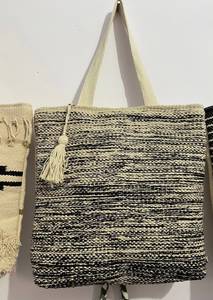 Sac fourre-tout bohème en jute tissé à la main avec fermeture éclair à motif léopard et broderie |   Utilisation quotidienne pour les voyages, la plage et le shopping - Product Image 3