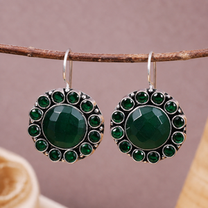 Boucles d'oreilles pendantes en pierres précieuses faites à la main |   Boucles d'oreilles pendantes rondes en argent oxydé tendance |   Bijoux ethniques bohèmes en gros - Product Image 2