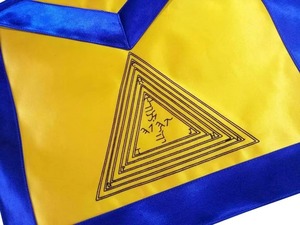 Tablier de Rite Écossais du 12e Degré Jaune avec Bordures Bleues – Fournisseur et Fabricant en Gros pour Tous les Accessoires Maçonniques - Product Image 4