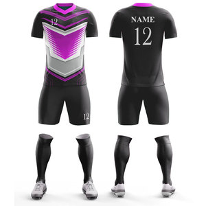 Kits d'uniformes sportifs en gros à prix abordable, fabricant en gros, ensembles de football vintage très demandés, tenues d'entraînement, kits d'uniformes de football - Product Image 1