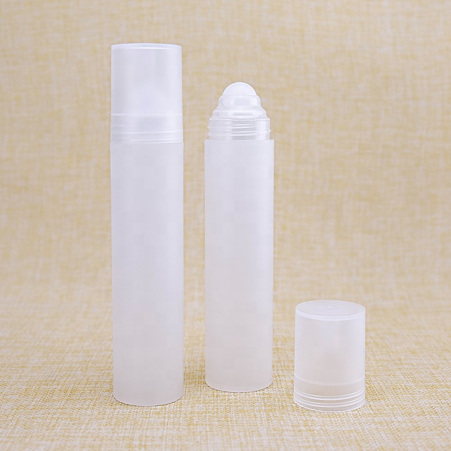 ปกคลุมด้วยลูกบอลพลาสติก