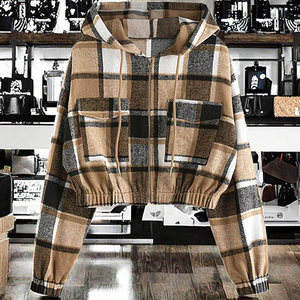 Sudadera con Capucha Personalizada de Forro Polar 100% Poliéster Ecológico para Invierno, con Logotipo Frontal, Colores Lisos Teñidos - Product Image 2