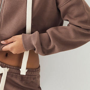 Sudadera con capucha corta con cremallera para mujer, ajuste relajado, estilo casual 2026 / Sudadera con capucha corta con cremallera para mujer, ligera, estilo casual urbano - Product Image 4