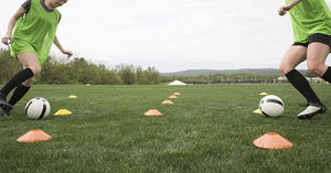 Novedad 2026: Chalecos Deportivos Personalizados al por Mayor, 100% Poliéster, para Entrenamiento de Fútbol y Deportes - Product Image 6