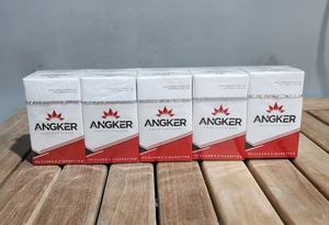 Étuis à cigarettes portables faits à la main en carton noir écologique, avec fermeture à rabat et surface brillante - Product Image 2