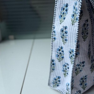 Bolso tote plegable de tres capas, acolchado, de algodón, estilo bohemio, ecológico, hecho a mano en India, para mujer, bolso de viaje. - Product Image 2