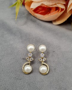 Parure Collier et Boucles d'Oreilles Pendantes en Plaqué Or Antique avec Perles d'Imitation Diamant Américain et Arche Courbe Pavée pour Femme - Product Image 4