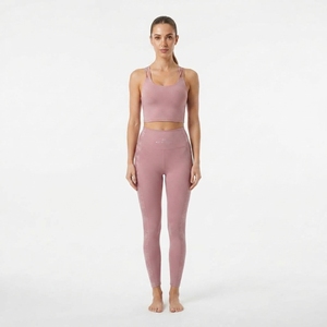 Conjunto Deportivo de Dos Piezas para Mujer, Sujetador Deportivo Sin Costuras Rosa, Leggings de Cintura Alta, Ropa Deportiva - Product Image 1