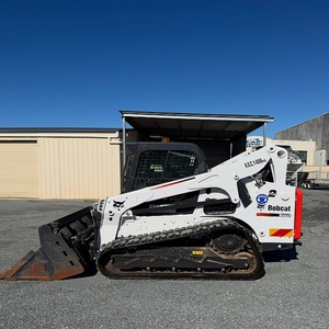 Chargeuse compacte Bobcat, outil de construction polyvalent pour l'aménagement paysager, l'agriculture et les travaux légers - Product Image 1