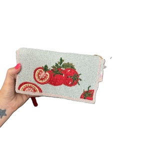 Pochette de mariée de luxe faite main en perles de rocaille brodées avec motif élégant - Product Image 4