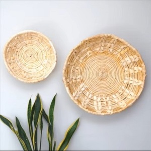 Panier suspendu décoratif mural en rotin, osier et jonc de mer, nouveau design, prix d'usine, idée cadeau de pendaison de crémaillère, articles écologiques - Product Image 3