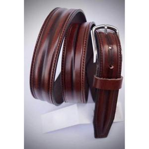 Ceintures en cuir véritable pour hommes, ensembles cadeaux, couleur marron chocolat noir, texture crocodile, ceintures formelles durables, en vente - Product Image 2