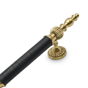 Poignée de porte d'hôtel CZARINA en laiton massif de luxe moderne avec poignée en cuir noir véritable |   Poignée de porte d'entrée en or antique - Product Image 3