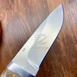 Couteaux de chasse de couleur unie au design unique, vente en gros de couteaux de chasse, couteaux de chasse professionnels fabriqués par des artisans - Product Image 6
