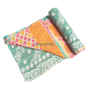 Indian Kantha Handmade <b>Quilted</b> Vintage <b>Throw</b> Blanket Cotton Gudri Indian Reversible Hand Stitched Heavy <b>Throw</b> Old Sari Blanket - Product Image 5