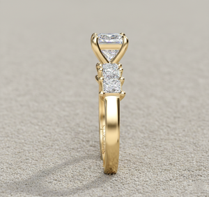 Anillo de Compromiso con Diamante Cultivado en Laboratorio Stonewels, Corte Princesa, Piedras Laterales, Oro Rosa de 14K, Anillo de Novia de Lujo con Certificado - Product Image 2