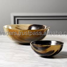Cuenco Tradicional Hecho a Mano de Cuerno de Búfalo Pulido y Ecológico, Multiusos para Servir o Exhibir - Product Image 4