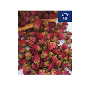 Prix avantageux, sûr et éco-responsable : Boutons de rose séchés purs, à base de plantes, idéaux pour les mélanges de boissons et l'extraction de parfum. - Product Image 1