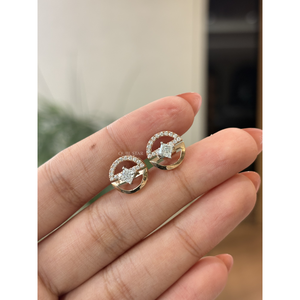 Pendientes Circulares Minimalistas con Diamantes Cultivados en Laboratorio, Corte Princesa, 0.70 Ct, Joyería Fina Geométrica para Mujer, Hipoalergénicos, Chapados en Oro - Product Image 4