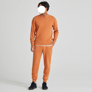 Conjunto Deportivo de Verano al por Mayor con Logotipo Personalizado, Sudadera con Capucha y Pantalones de Chándal de 2 Piezas para Hombre, 100% Algodón, Corte Ajustado - Product Image 1