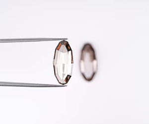 Nuevo Lote de 8.37 Quilates de Diamantes Cultivados en Laboratorio, Corte Ovalado, Color Marrón, Certificados por IGI, Par de Aretes Sueltos - Product Image 2