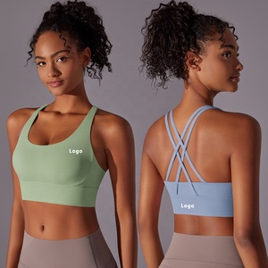 Conjunto Deportivo de 3 Piezas para Mujer, de Secado Rápido, Transpirable, con Leggings de Manga Larga, Chaqueta de Compresión y Sujetador Deportivo para Yoga, Gimnasio y Entrenamiento - Product Image 1