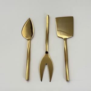 Ensemble de couteaux à fromage en acier inoxydable plaqué or avec trancheuse à fromage et épandeur à fromage, idéal pour restaurant, maison, hôtel, au prix le plus bas - Product Image 3