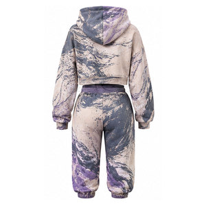 Ensemble de sweats à capuche courts pour femmes, en tissu doux, coupe confortable et style moderne deux pièces pour un usage quotidien - Product Image 6
