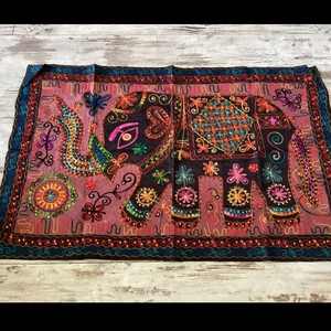 Tapisserie murale indienne brodée à la main avec motif d'éléphant, patchwork de sequins, style vintage - Product Image 2