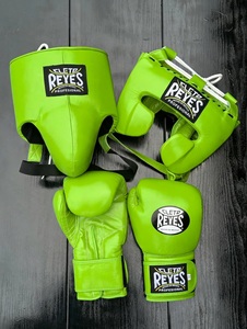 Guantes de Boxeo de Cuero Premium de Alta Calidad Estilo Mexicano Personalizados con Cierre de Gancho y Bucle, Protector de Mejillas, Protector de Cabeza, Protector Inguinal, Kit Antideslizante - Product Image 3