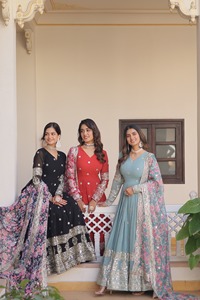 ชุดเดรส Anarkali งานปักลาย Zari ประดับด้วยเลื่อมอย่างสวยงาม สำหรับงานแต่งงานและงานเทศกาลของชาวอินเดีย พร้อมชุดผ้าคลุมไหล่ Dupatta - Product Image 4